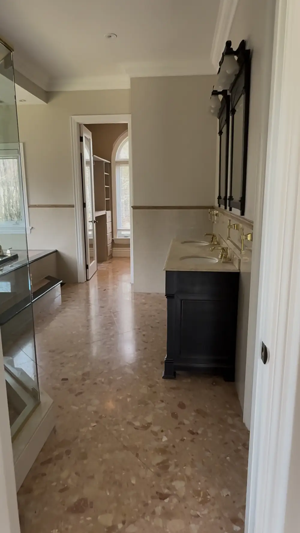 Bathroom renovation Richmond Hill before